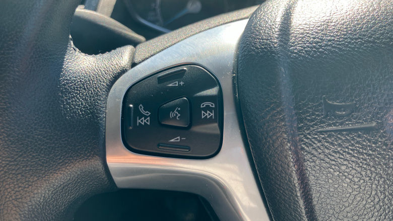 Ford Fiesta 1.0 EcoBoost Zetec 5dr Petrol Hatchback